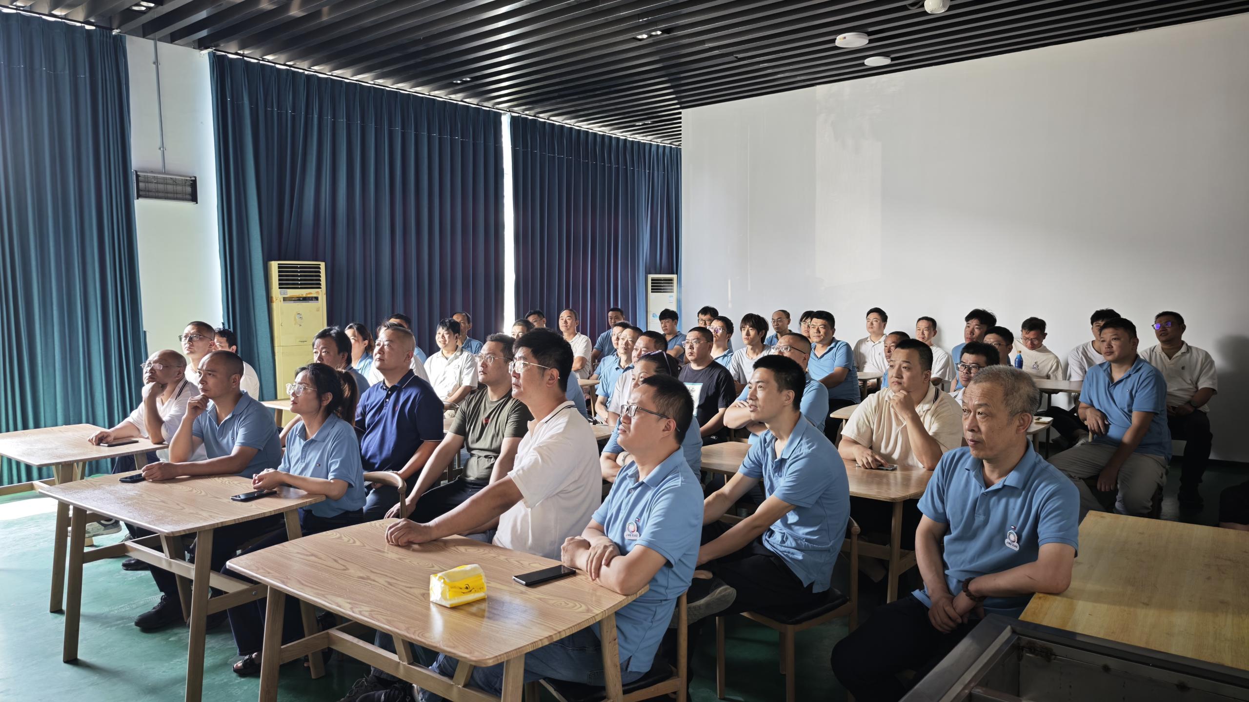 975b8cdb69e5d49d6eaff223b687f6da_compress.jpg 975b8cdb69e5d49d6eaff223b687f6da_compress.jpg